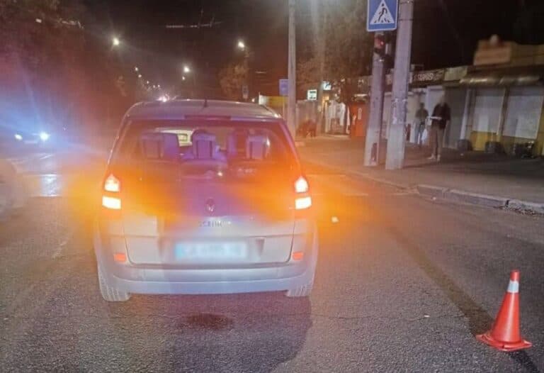 На вулиці Смілянській у Черкасах водій збив жінку: вона померла в лікарні